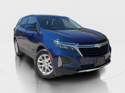 Used 2023 Chevrolet Equinox LT w/ Driver Convenience Package FWD image 7