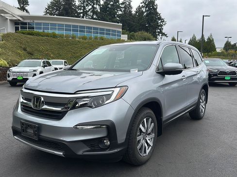 Used 2019 Honda Pilot EX image 1