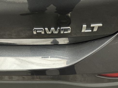 Used 2022 Chevrolet Equinox LT AWD/4WD image 13