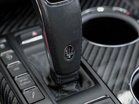 Used 2022 Maserati Quattroporte Trofeo image 25