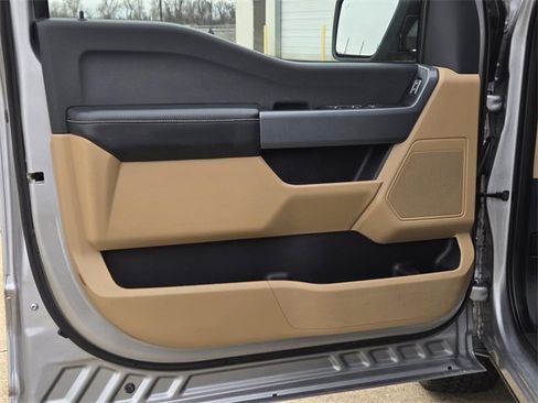 Used 2022 Ford F150 XLT w/ Trailer Tow Package image 14