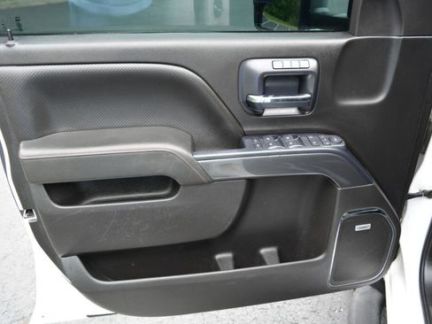 Used 2014 GMC Sierra 1500 SLT w/ All-Terrain Package AWD/4WD image 9