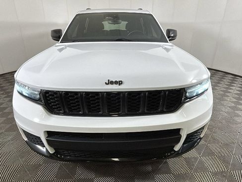 Used 2021 Jeep Grand Cherokee L Laredo AWD/4WD image 8