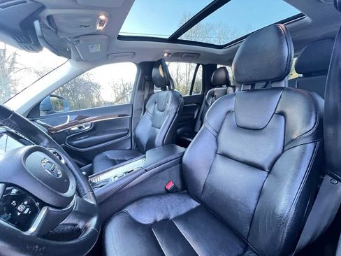 Used 2017 Volvo XC90 T6 Momentum w/ Vision Package AWD/4WD image 10