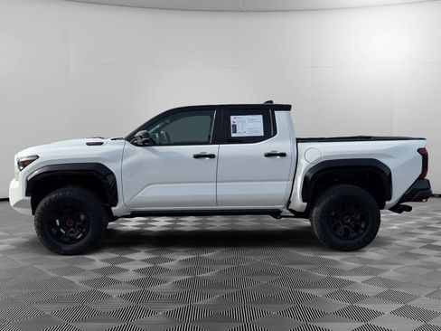 Used 2025 Toyota Tacoma TRD Pro image 2