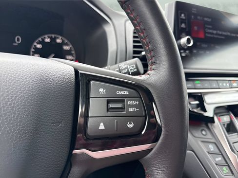 Used 2025 Honda Odyssey Sport-L image 19