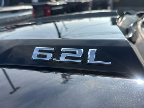 Used 2024 Chevrolet Silverado 1500 ZR2 w/ Technology Package image 60