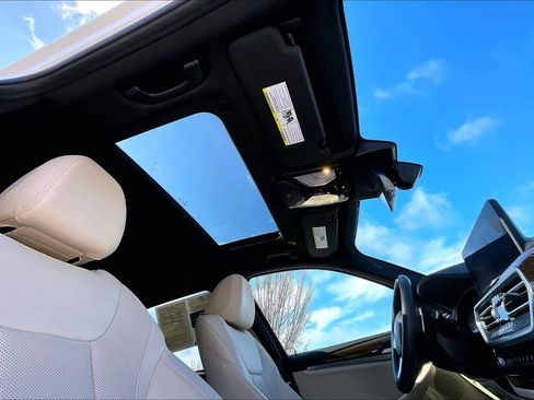 Used 2022 BMW X3 sDrive30i w/ Premium Package image 13