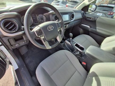Used 2019 Toyota Tacoma SR5 image 19