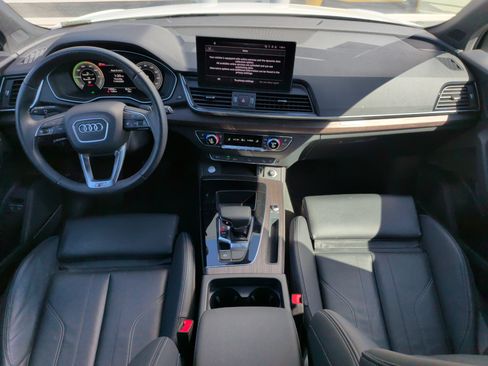 Certified 2024 Audi Q5 e Premium Plus w/ Premium Plus Package image 19