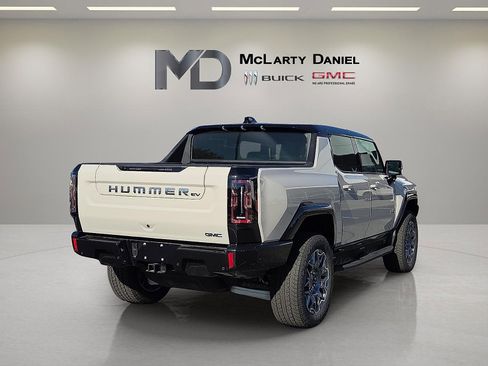 New 2026 GMC Hummer EV 4x4 Crew Cab image 5