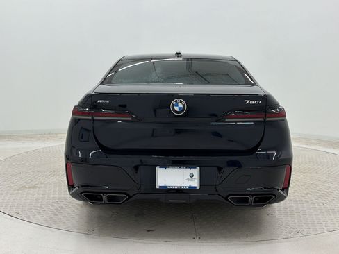 Used 2025 BMW 760i xDrive w/ Executive Package AWD/4WD image 10