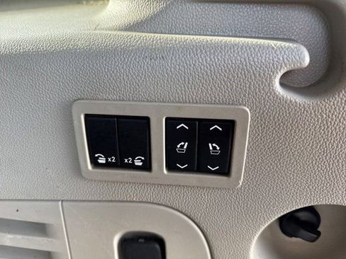 Used 2019 GMC Yukon XL Denali w/ Open Road Package image 15