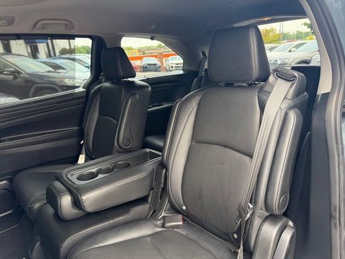 Used 2023 Honda Odyssey Touring image 18