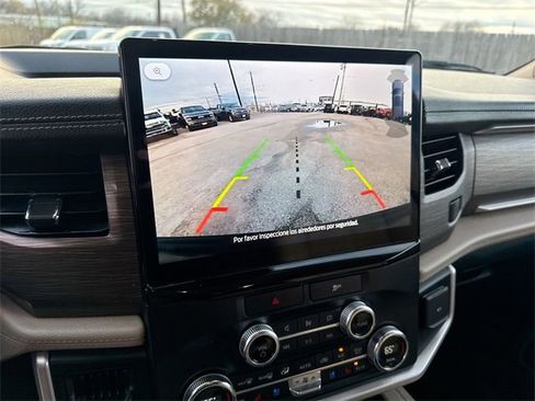 Certified 2022 Ford Expedition Limited image 28