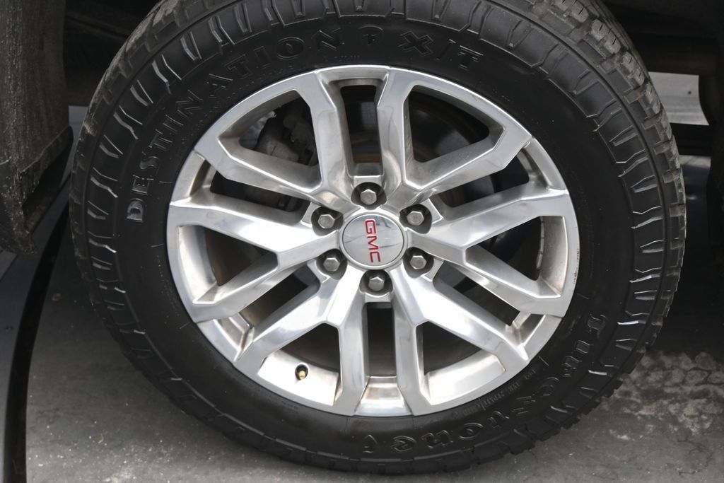 Used 2019 GMC Sierra 1500 SLT AWD/4WD image 12