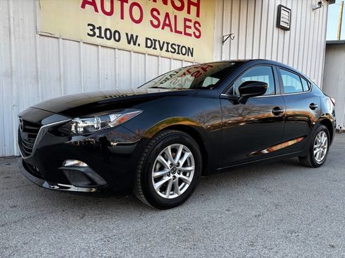 Used 2016 MAZDA MAZDA3 i Sport w/ Preferred Equipment Package image 31