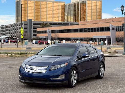 Used 2013 Chevrolet Volt FWD image 34