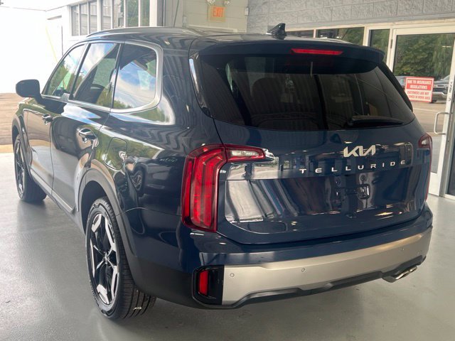 Used 2025 Kia Telluride S AWD/4WD image 4