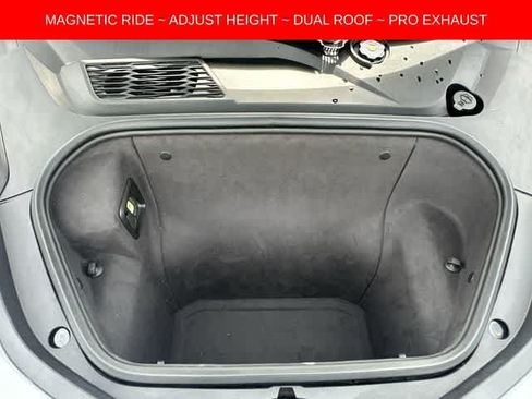 Used 2023 Chevrolet Corvette Stingray Premium Cpe w/ Body-Color Dual Roof Package RWD image 24