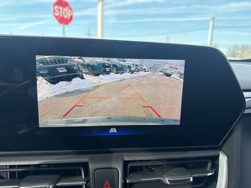 Used 2024 Chevrolet TrailBlazer LS image 18