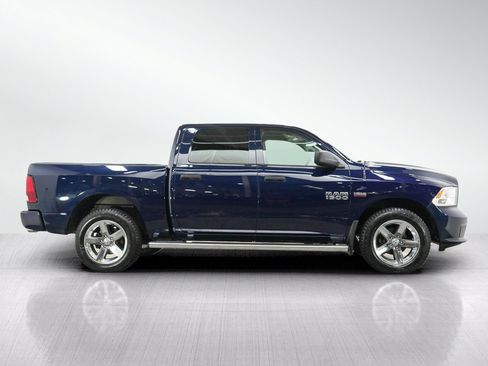 Used 2018 RAM 1500 Express w/ Express Value Package AWD/4WD image 6