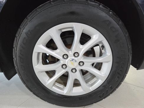 Used 2018 Chevrolet Equinox LT AWD/4WD image 11