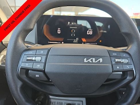 Used 2025 Kia K4 FWD image 8