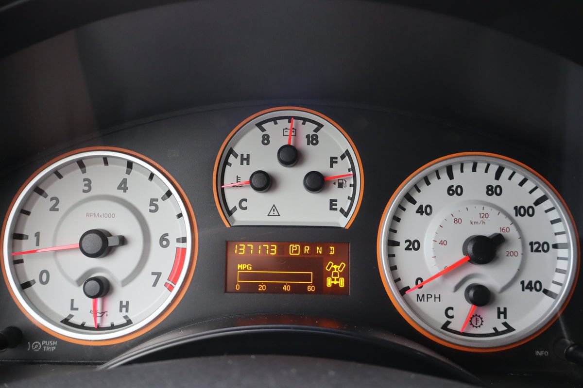 Used 2011 Nissan Titan PRO-4X w/ Pro-4x Premium Utility Pkg AWD/4WD image 33