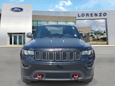 Used 2021 Jeep Grand Cherokee Trailhawk image 2
