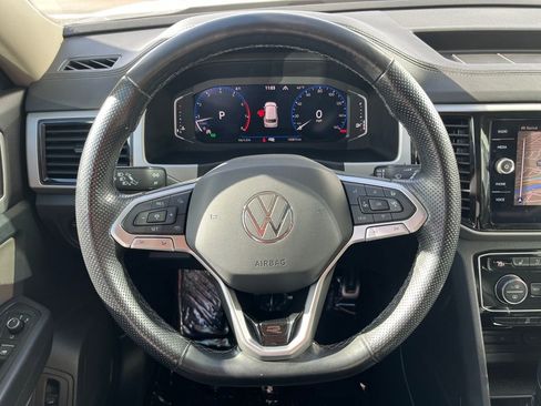 Used 2021 Volkswagen Atlas SEL Premium image 22