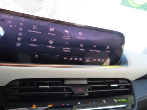 New 2026 Buick Envision Avenir image 24