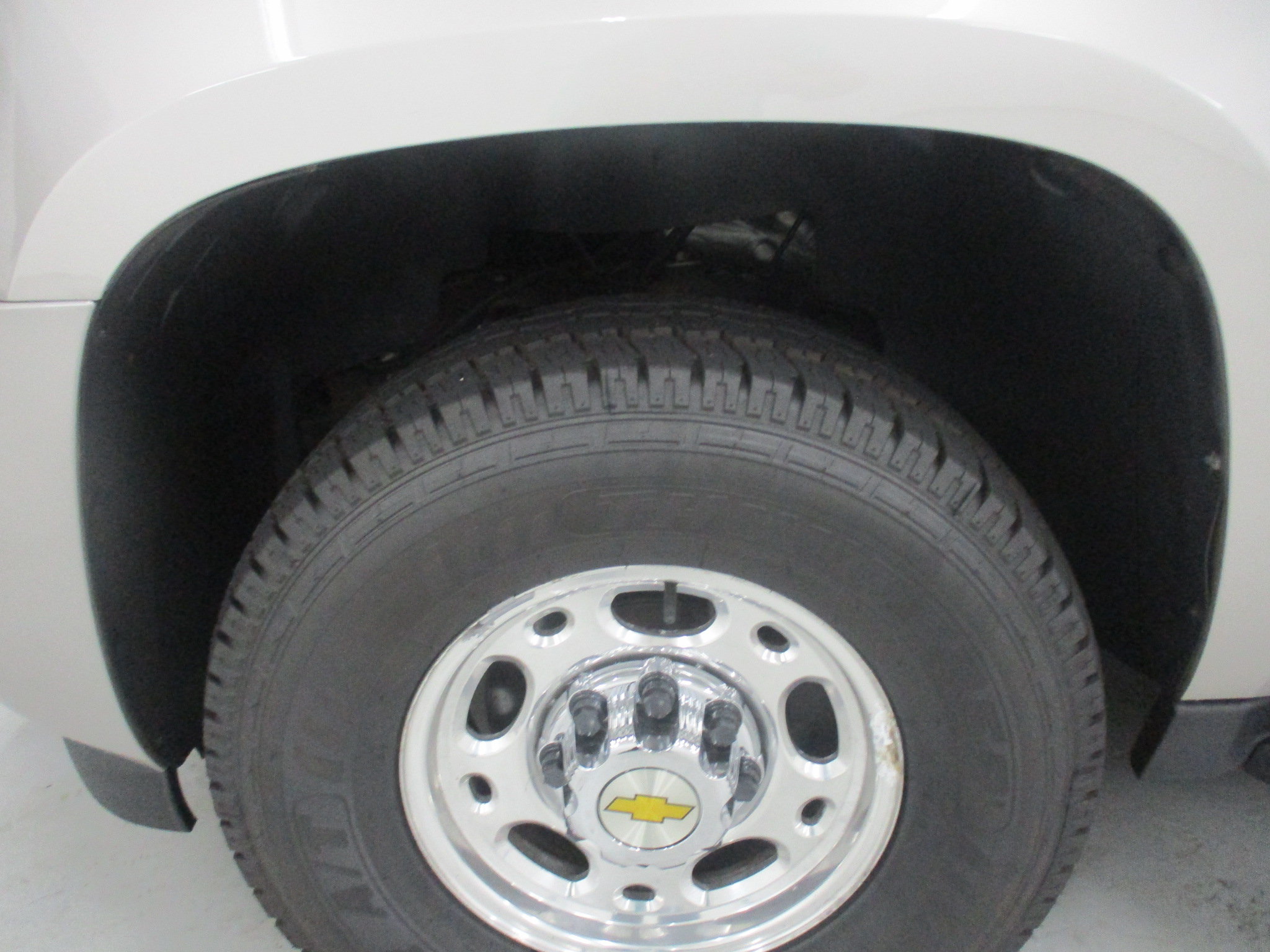 Used 2007 Chevrolet Suburban 2500 LT w/ LT Preferred Equipment Group AWD/4WD image 10