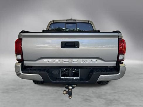 Used 2022 Toyota Tacoma SR5 RWD image 30