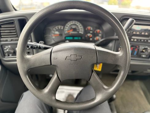 Used 2007 Chevrolet Silverado 1500 LS image 15