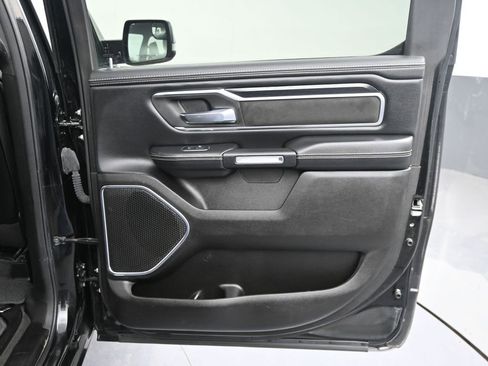 Used 2024 RAM 1500 Laramie AWD/4WD image 33