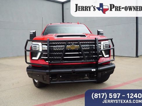 Used 2024 Chevrolet Silverado 3500 LTZ w/ LTZ Convenience Package AWD/4WD image 7