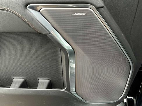 Certified 2022 Chevrolet Silverado 1500 High Country w/ Technology Package image 24