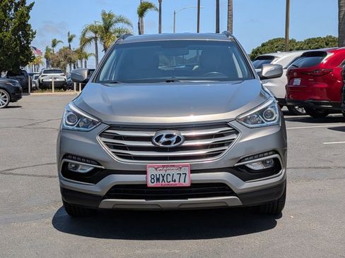 Used 2017 Hyundai Santa Fe Sport FWD image 3