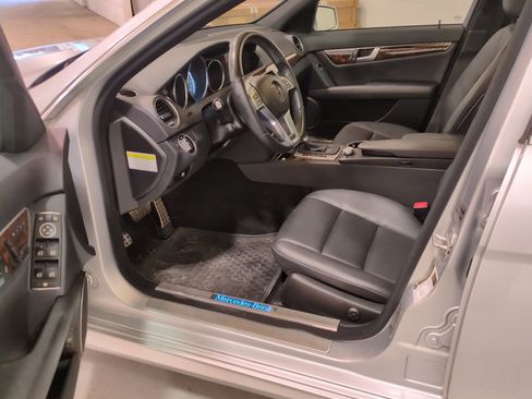 Used 2014 Mercedes-Benz C 300 4MATIC Sedan image 15