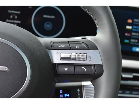 New 2025 Hyundai Tucson Limited image 22