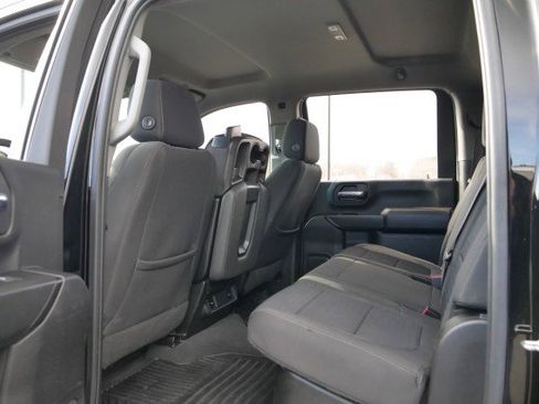 Used 2023 Chevrolet Silverado 2500 Custom w/ Custom Value Package image 22