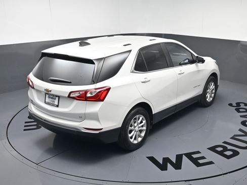 Used 2018 Chevrolet Equinox LT image 33