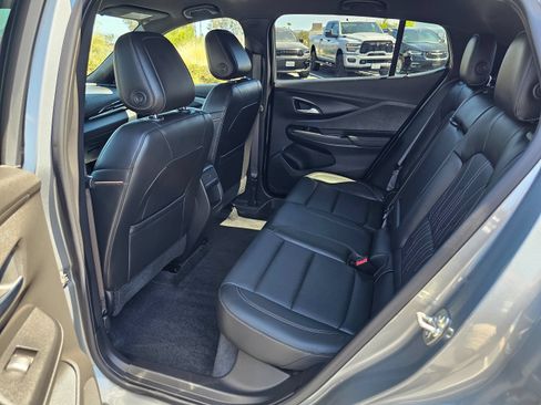 Used 2024 Buick Envista Avenir FWD image 19