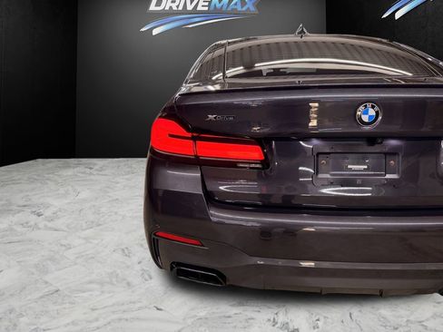 Used 2022 BMW M550i xDrive w/ Executive Package AWD/4WD image 9