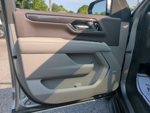 New 2026 GMC Yukon Elevation w/ Elevation Premium Package AWD/4WD image 23