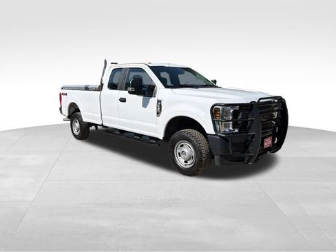 Used 2019 Ford F250 XL w/ Power Equipment Group AWD/4WD image 1