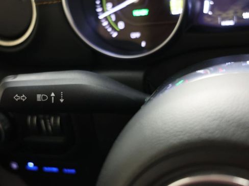 Used 2022 Jeep Wrangler Unlimited Sahara AWD/4WD image 24