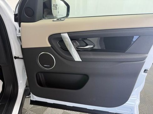 Certified 2025 Land Rover Discovery Sport S image 28