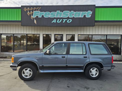 Used 1994 Ford Explorer 4WD 4-Door image 1